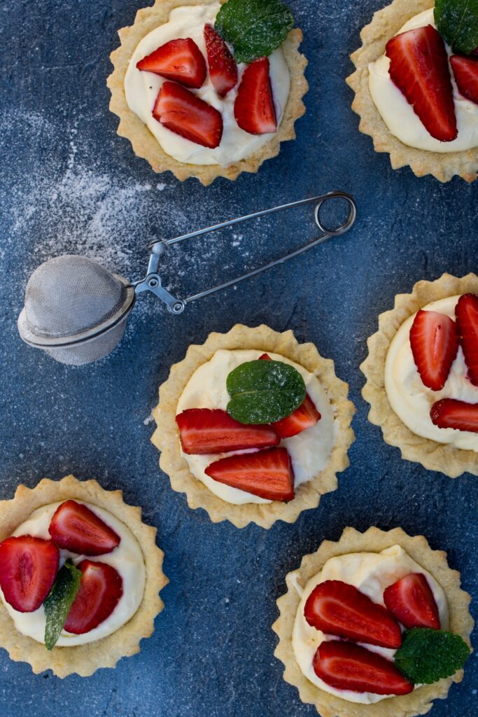 Strawberry Tarts Mini