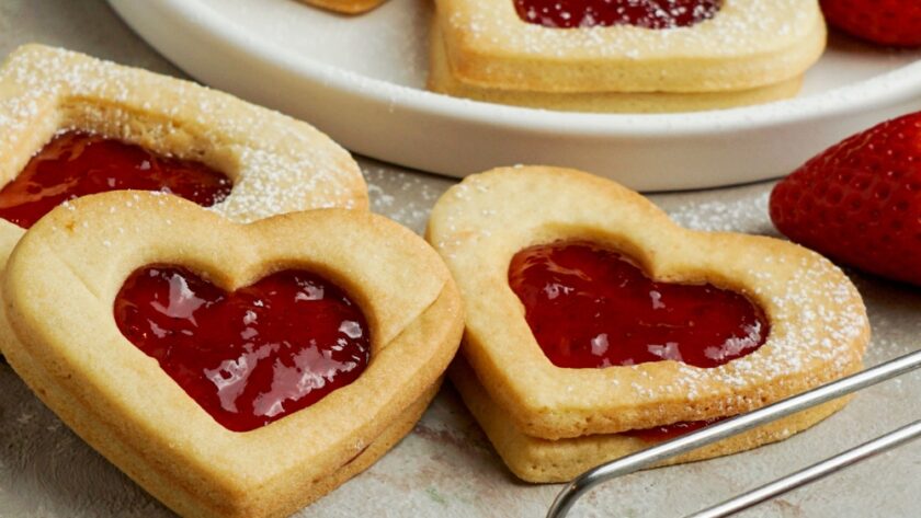 Strawberry Jam Cookies