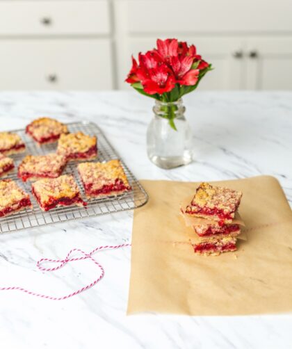 Strawberry Pie Bars