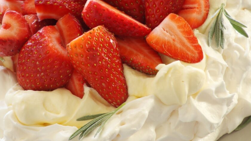 Strawberry Pavlova