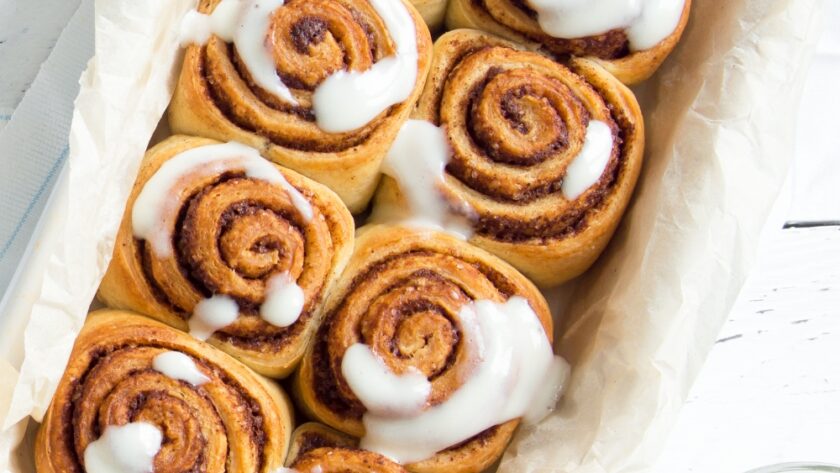 Thanksgiving Cinnamon Roll Cookies