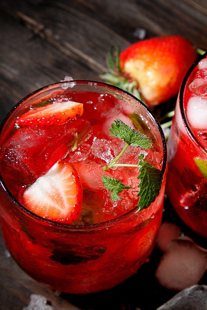 Fresh Strawberry Mojito