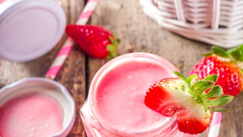 Best Strawberry Milkshake Recipe