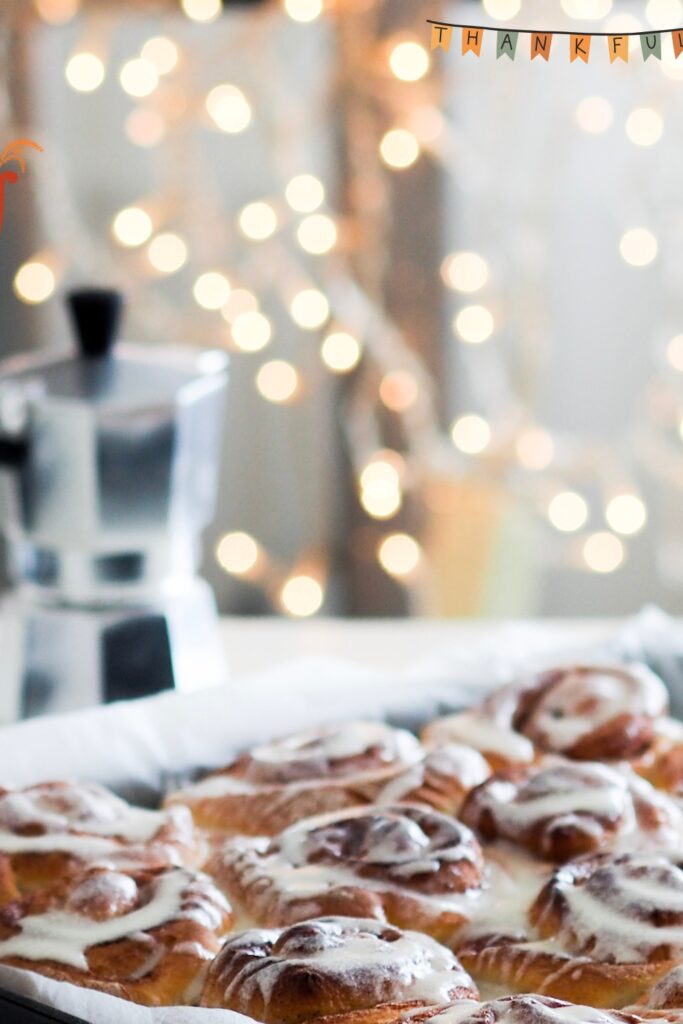 Thanksgiving Cinnamon Roll Cookies