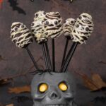 Halloween Mummy Pops