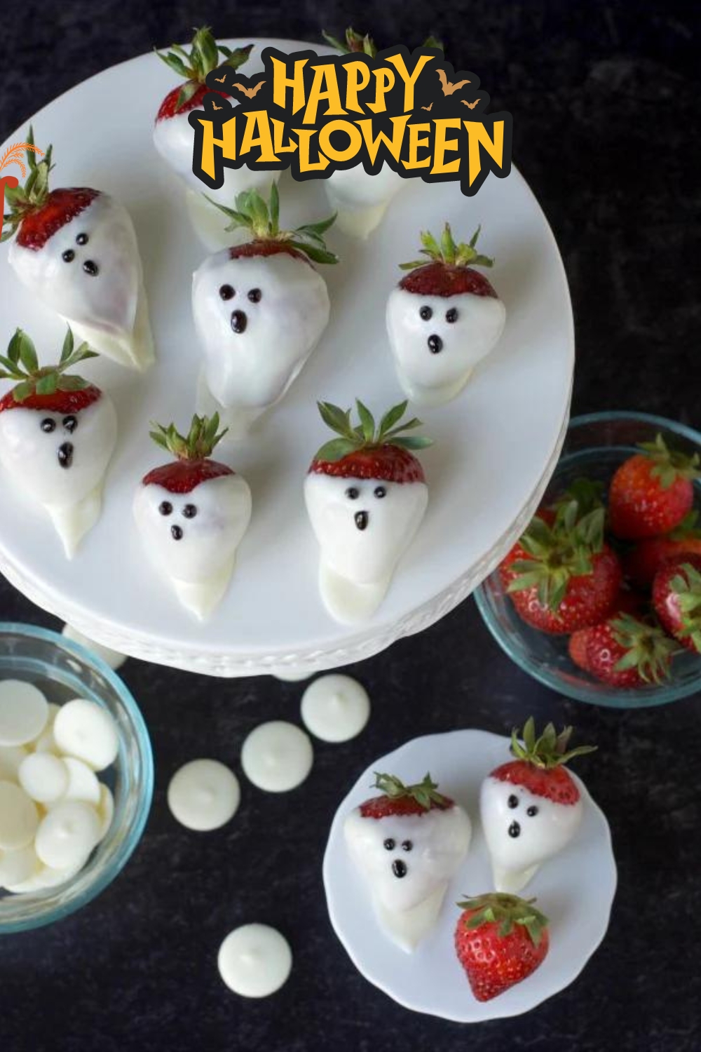 Halloween Strawberry Ghosts