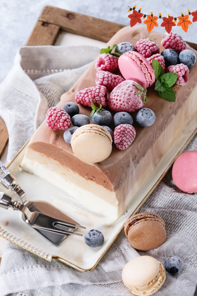 Thanksgiving Ice Cream Cake