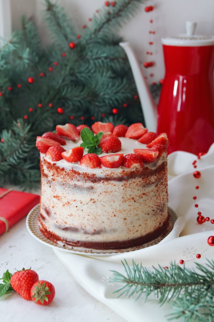 Christmas Strawberry Cake