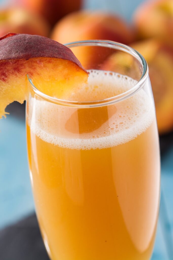 Fresh Bellini Cocktail