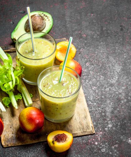 Avocado Peach Smoothie