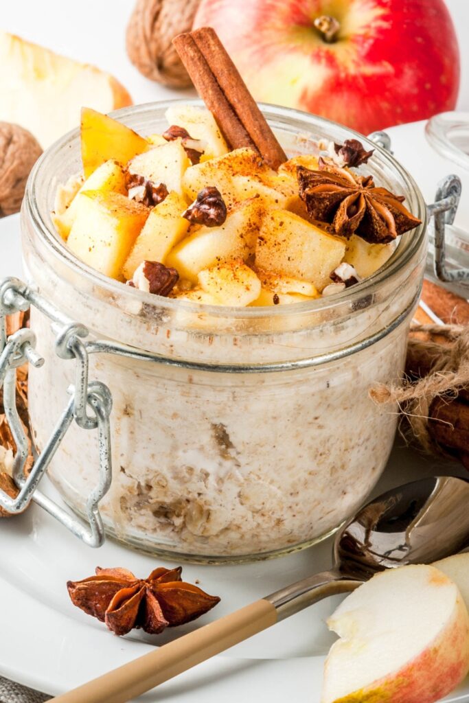 Apple Pie Overnight Oatmeal