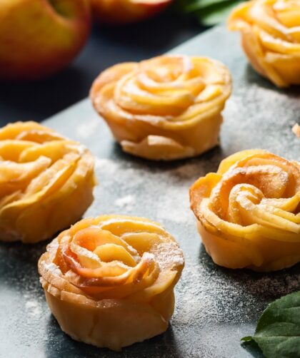 New Year Apple Rose Mini Tarts