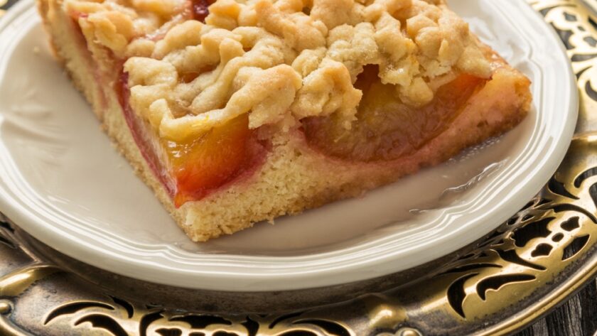 Easy Italian Peach Crumb Cake