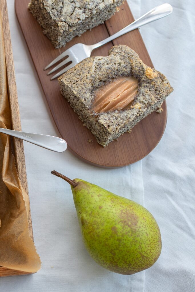 Pear And Poppy Seed Cake Recipe