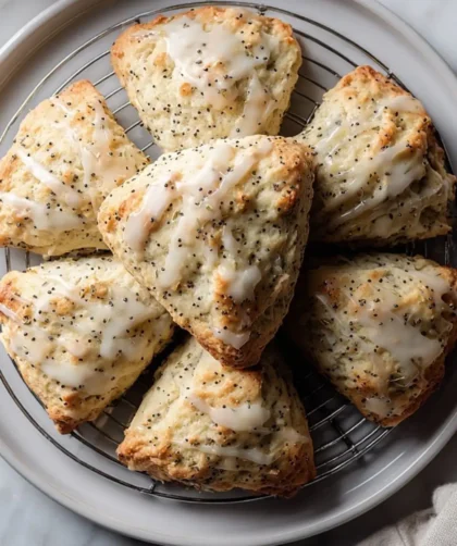 Pioneer Woman Lemon–Poppy Seed Scones