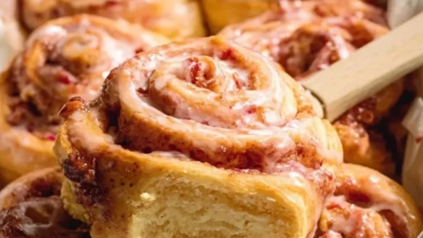 Pioneer Woman Strawberry Sweet Rolls Recipe
