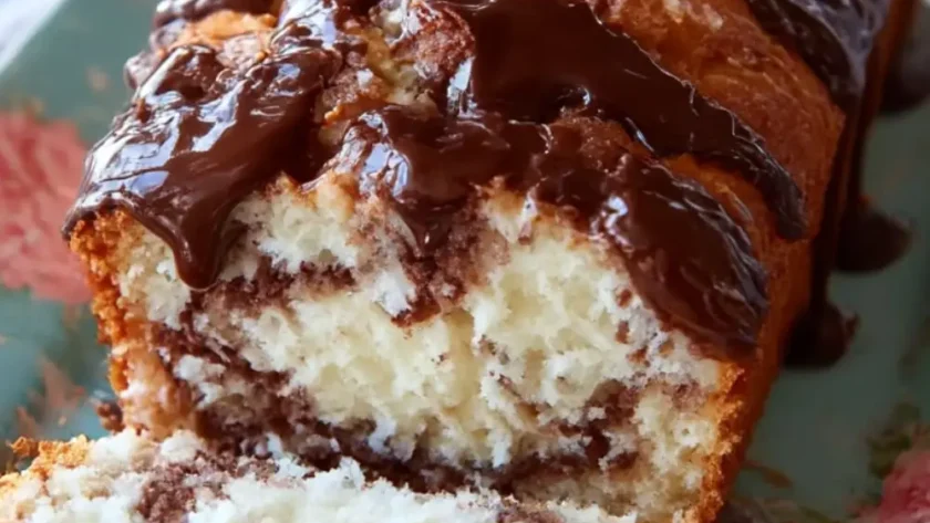 Easy Neapolitan Cake Recipe