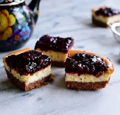 Pioneer Woman Blackberry Cheesecake Squares