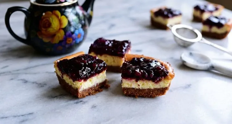 Pioneer Woman Blackberry Cheesecake Squares