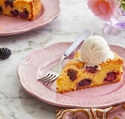 Pioneer Woman Blackberry Cobbler Cake