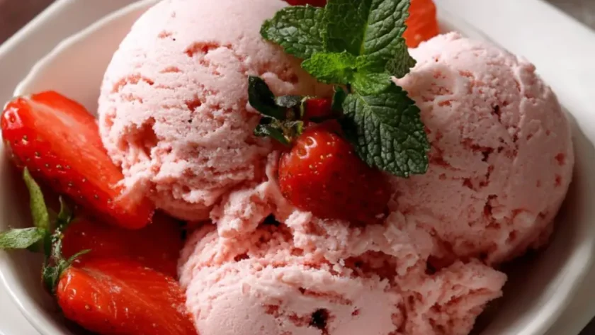 Pioneer Woman Strawberry Ice Cream