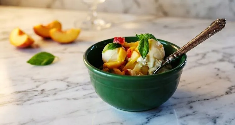 Pioneer Woman Vanilla Ice Cream With Basil-Peach Topping