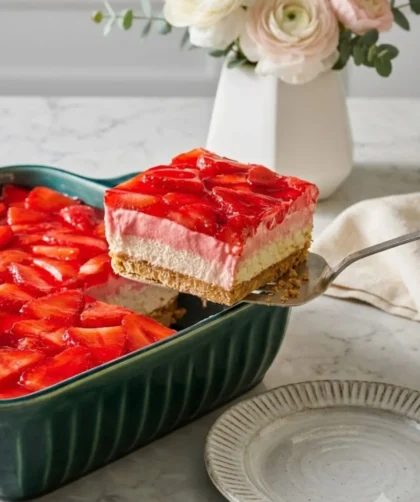 Pioneer Woman Easy Strawberry Delight