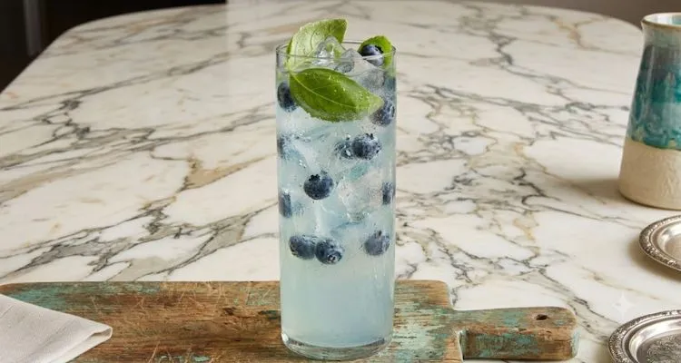 Pioneer Woman Blueberry-Basil Limeade