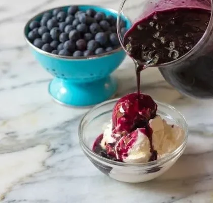 Pioneer Woman 2-Ingredient Blueberry Syrup